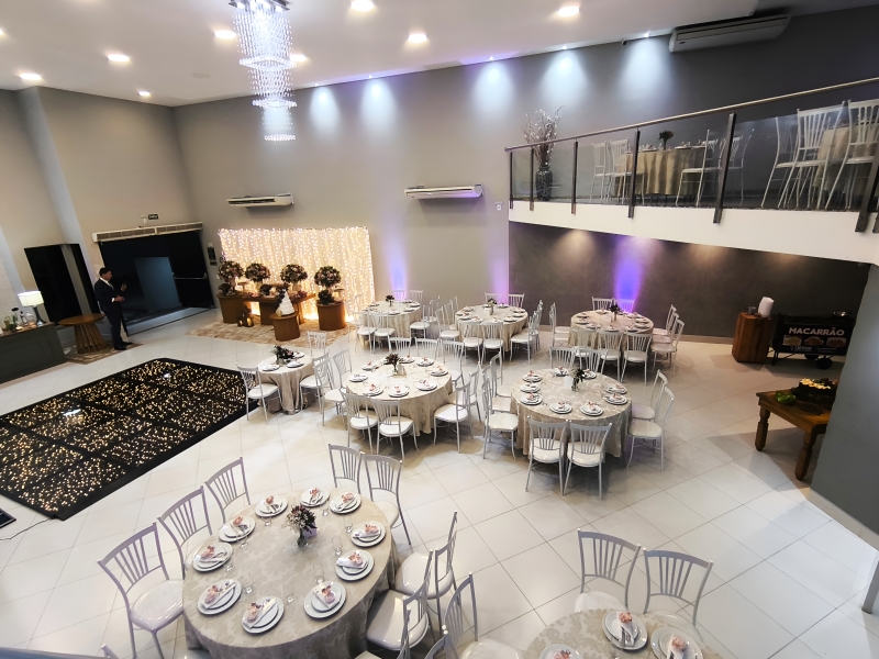 Royale Eventos combina elegância e versatilidade