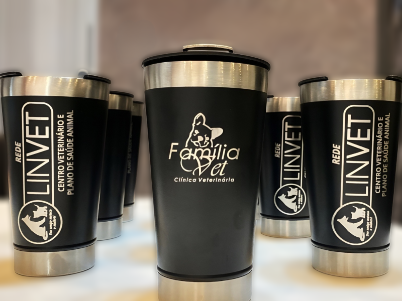 Calegario personaliza copos e inúmeros itens