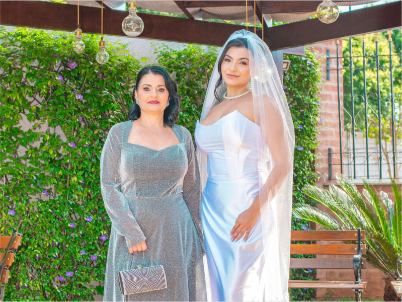 Rosa Rosê Trajes Especiais