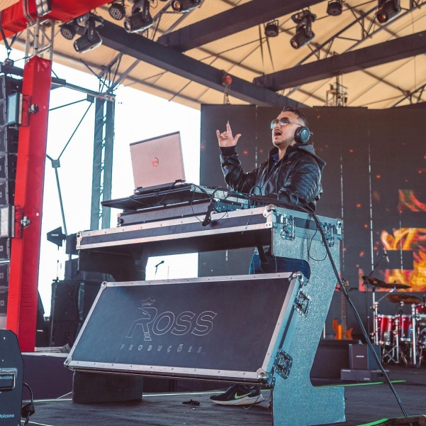 Desafios do amor: “namorinho” de infância, reencontro e casamento