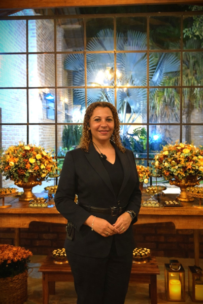 Angelita Máximo: trajetória iniciada como assistente de renomada cerimonialista
