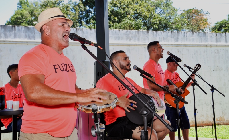 Desafios do amor: “namorinho” de infância, reencontro e casamento